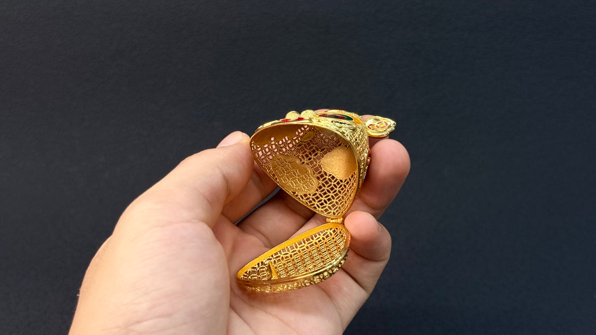 Lucky Lion — Openwork Brass Art Keepsake
