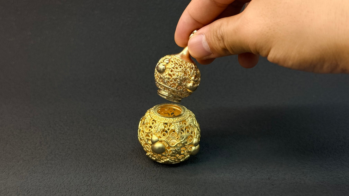 SoCopper Lucky Gourd — Openwork Brass Art Keepsake